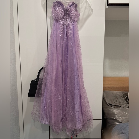 Light purple prom dress - Picture 5 of 5